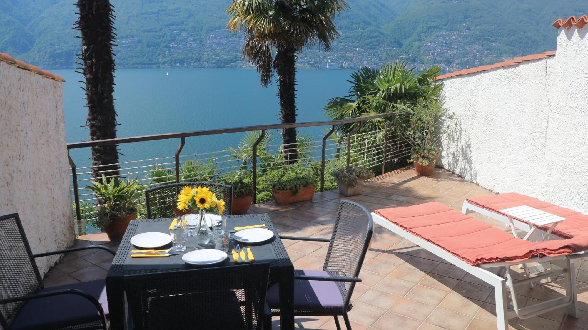 Casa Roccia Apartment Pino Lago Maggiore Exterior foto