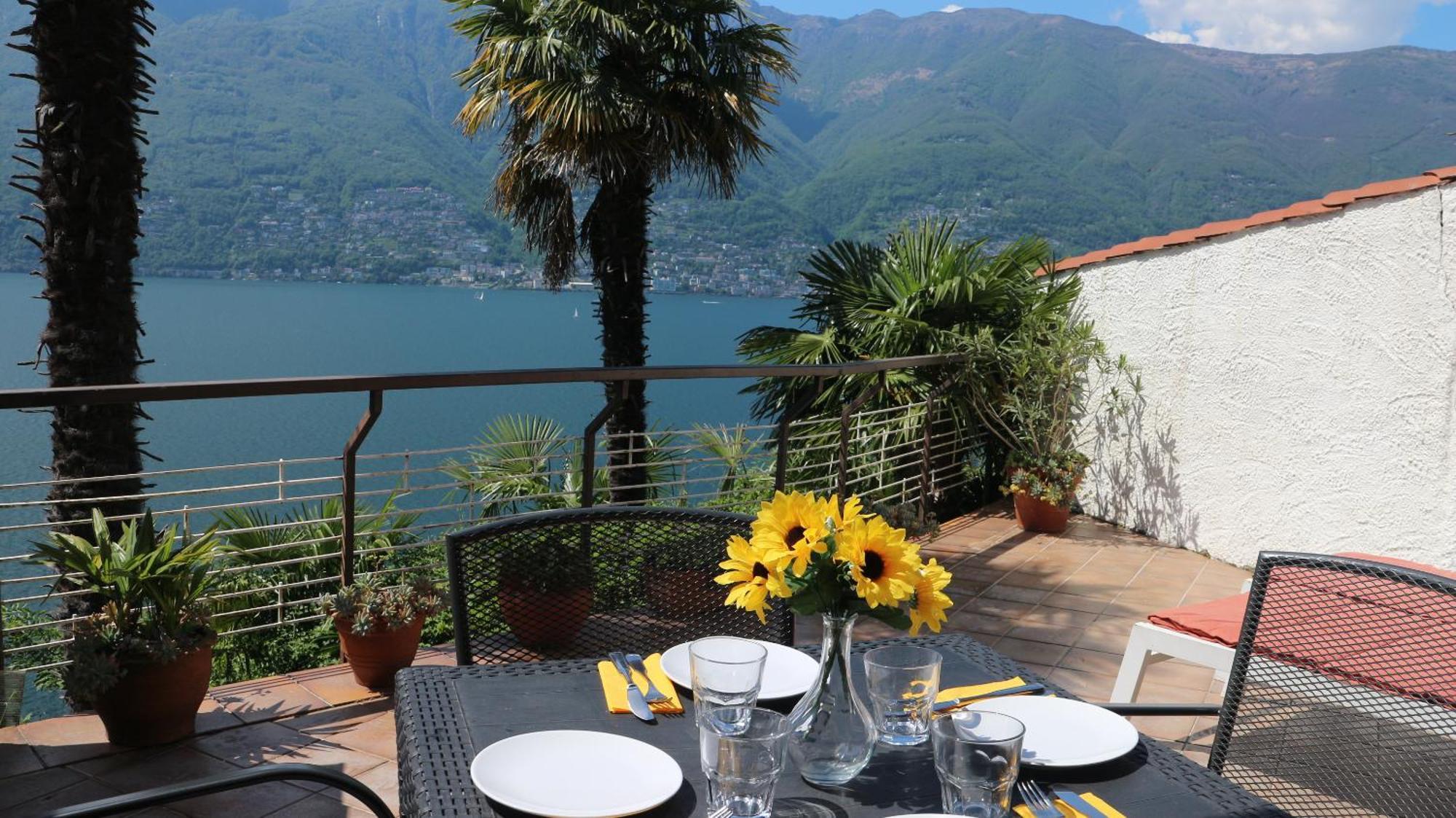 Casa Roccia Apartment Pino Lago Maggiore Exterior foto